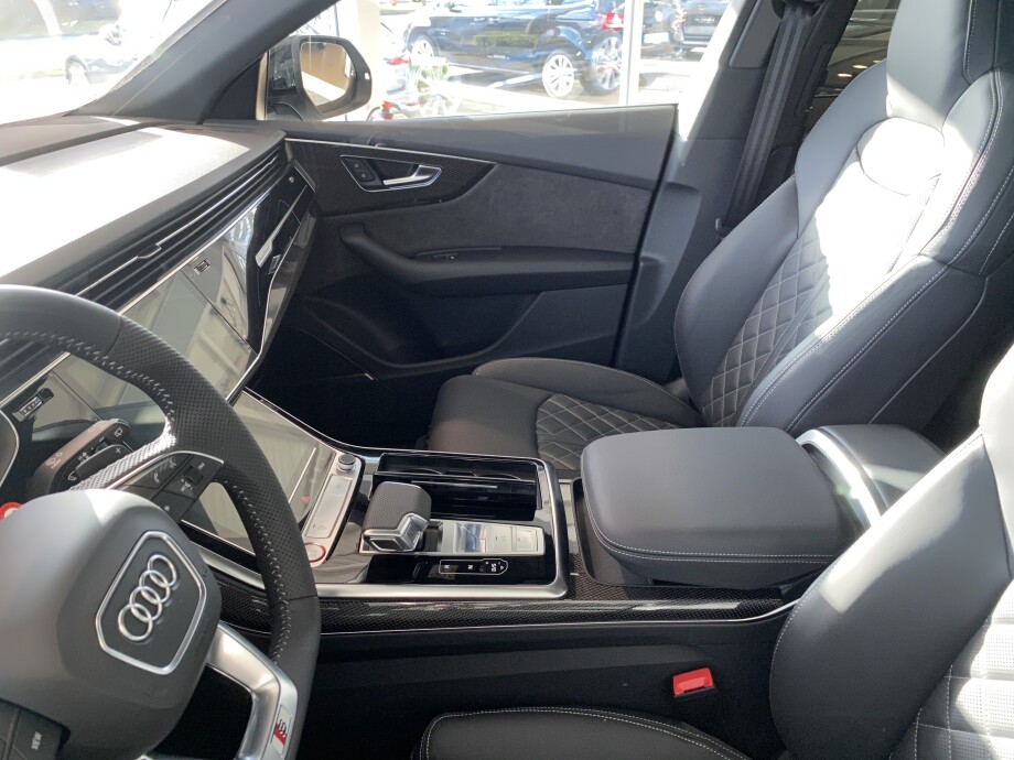 Audi SQ8 4.0TDI 435PS HD-MATRIX  З Німеччини (26142)