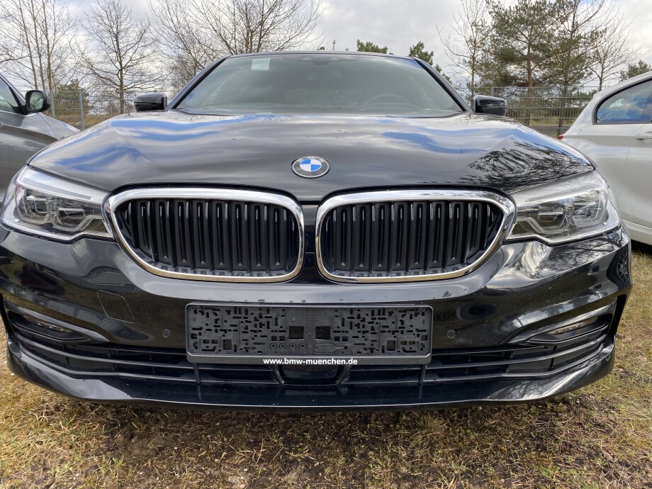 BMW 530d xDrive Luxury Line LED З Німеччини (29095)