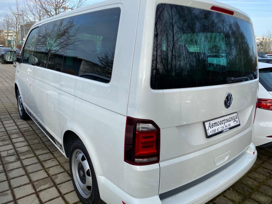 Volkswagen Multivan/Caravelle/Transporter З Німеччини (30024)