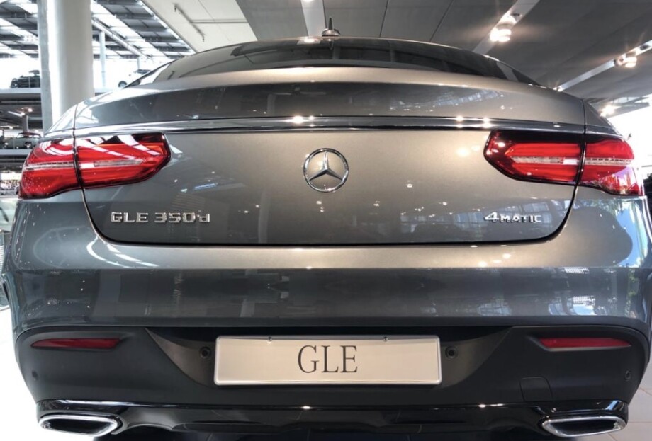 Mercedes-Benz GLE-Coupe З Німеччини (30570)