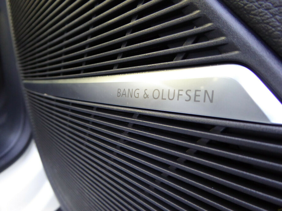 Audi Q8 50TDI 3x S-Line Bang&Olufsen Black-Paket З Німеччини (31131)