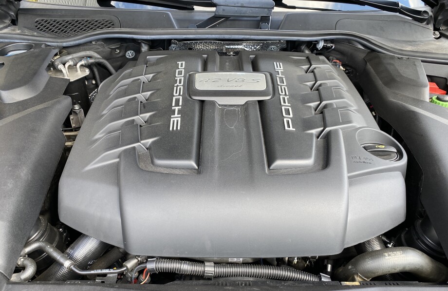 Porsche Cayenne S 4.2 TDI LED MATRIX BLACK PAKET З Німеччини (33329)