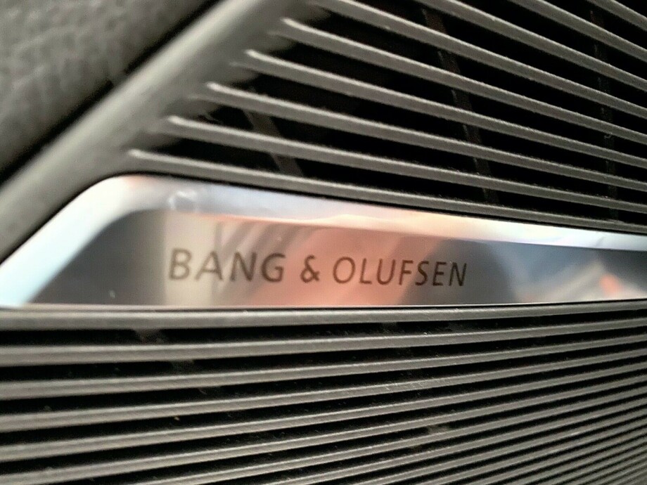 Audi RSQ8 4.0TFSI Bang&Olufsen Matrix З Німеччини (34623)