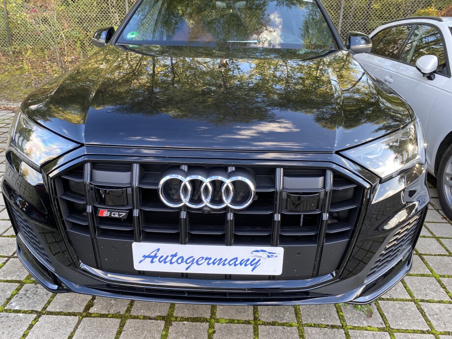 Audi SQ7 4.0 TDI Black Paket Matrix Individual З Німеччини (34680)