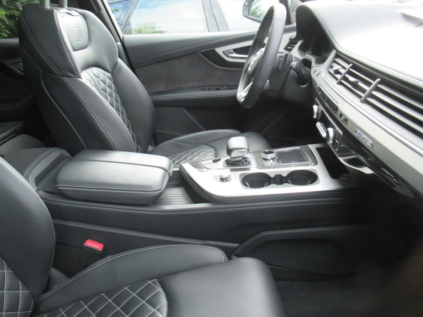 Audi SQ7 4.0TDI (435PS) LED Black Paket Carbon З Німеччини (35000)