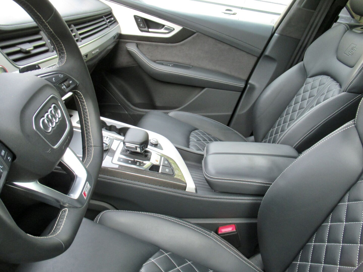 Audi SQ7 4.0TDI (435PS) LED Black Paket Carbon З Німеччини (34992)