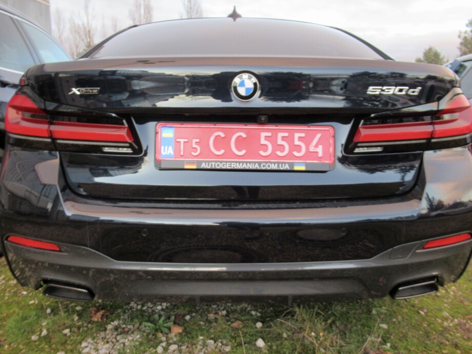BMW 530d 286PS xDrive M-Paket Black З Німеччини (37931)
