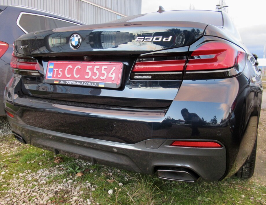 BMW 530d 286PS xDrive M-Paket Black З Німеччини (37930)