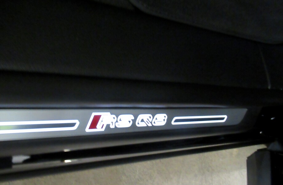 Audi RSQ8 З Німеччини (38664)