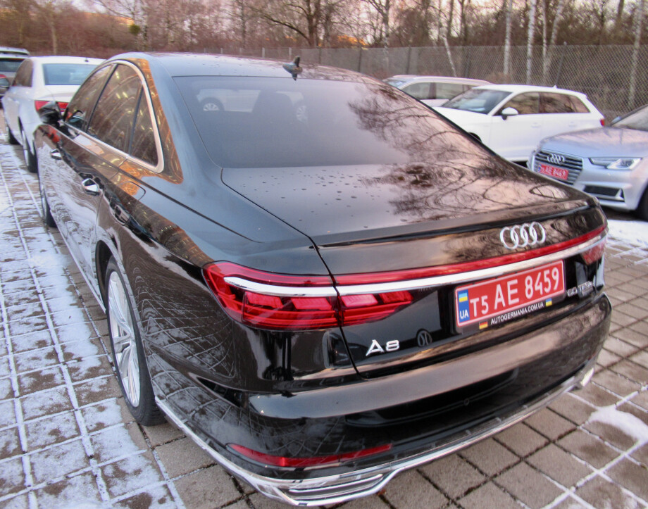 Audi A8 6.0TFSIe 449PS Matrix Long З Німеччини (39019)