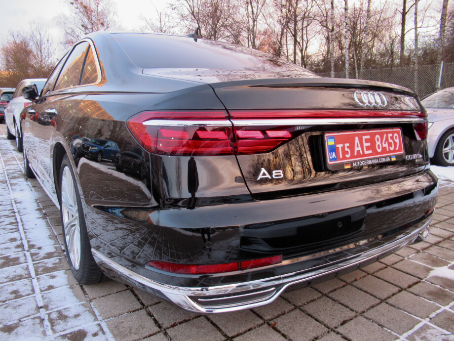 Audi A8 6.0TFSIe 449PS Matrix Long З Німеччини (39012)