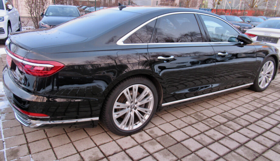 Audi A8 6.0TFSIe 449PS Matrix Long З Німеччини (39029)