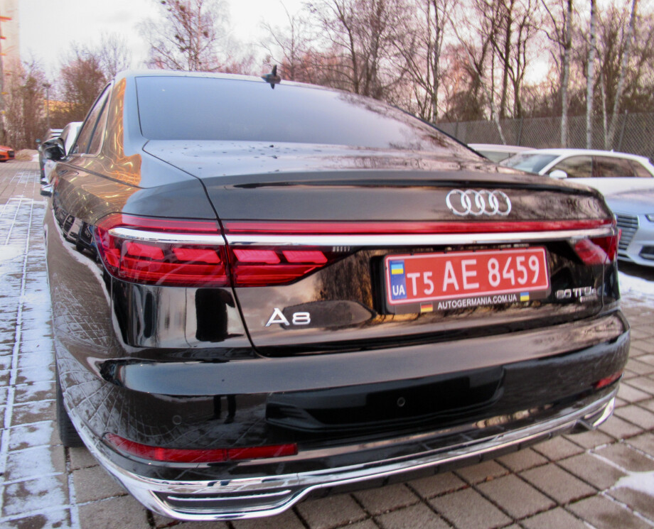 Audi A8 6.0TFSIe 449PS Matrix Long З Німеччини (39020)