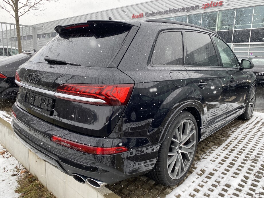 Audi SQ7 4.0TDI HD-Matrix Black Paket Carbon Individual З Німеччини (39768)