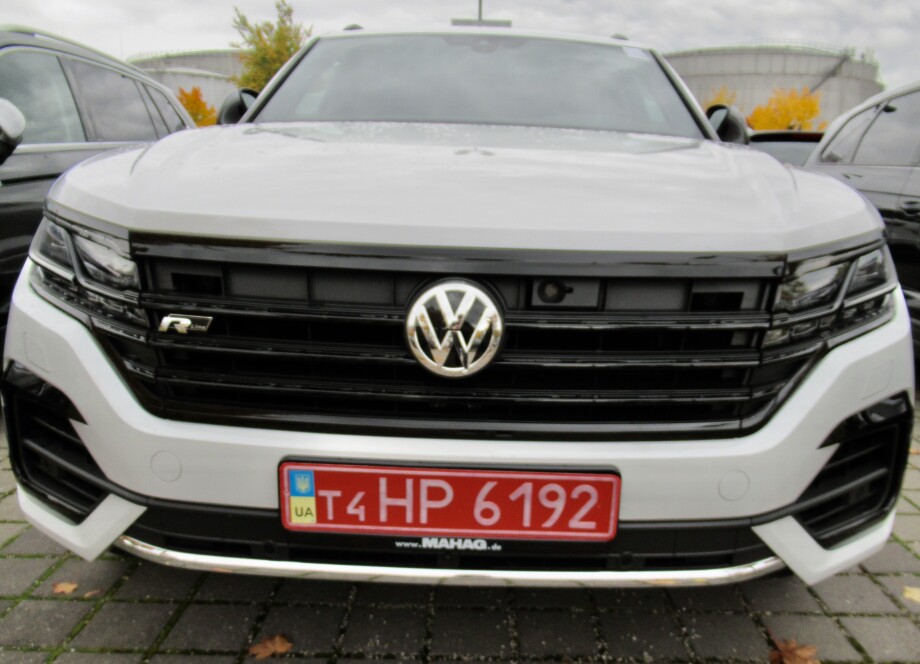 VW Touareg 3.0TDI 286PS R-Line Exclusive (One MILLION) З Німеччини (39892)