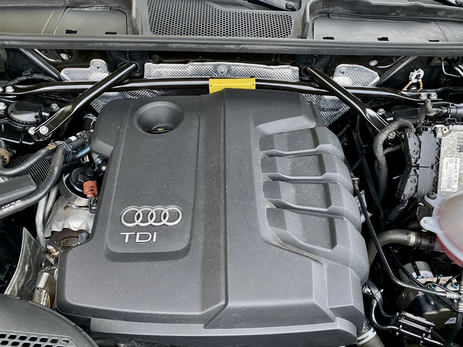 Audi Q5 2.0TDI 190PS S-Line Selection З Німеччини (41900)