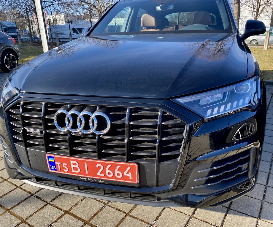 Audi Q7 50TDI Black Paket 7-местный З Німеччини (43845)
