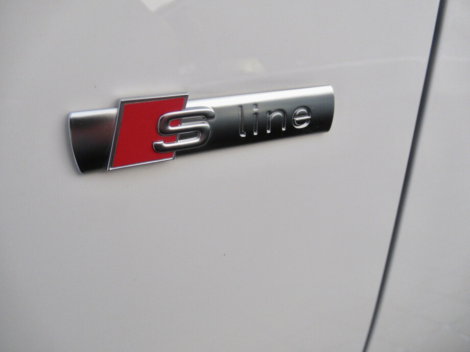 Audi Q5 45TDI 231PS S-Line LED З Німеччини (43913)