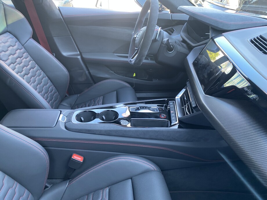 Audi RS e-tron GT 598PS Matrix Coupe З Німеччини (53474)