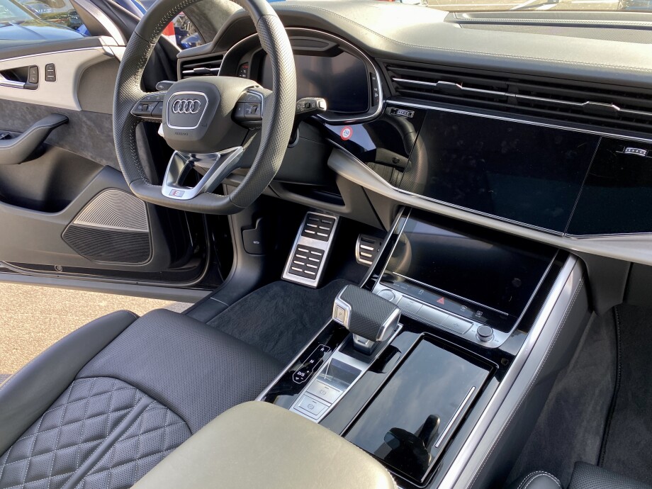 Audi Q8 50TDI 286PS HD-Matrix Bang&Olufsen Individual Black З Німеччини (54702)
