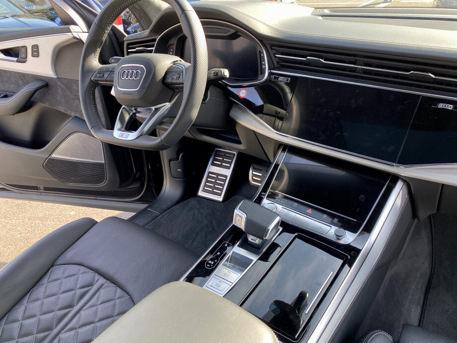 Audi Q8 50TDI 286PS HD-Matrix Bang&Olufsen Individual Black З Німеччини (54545)