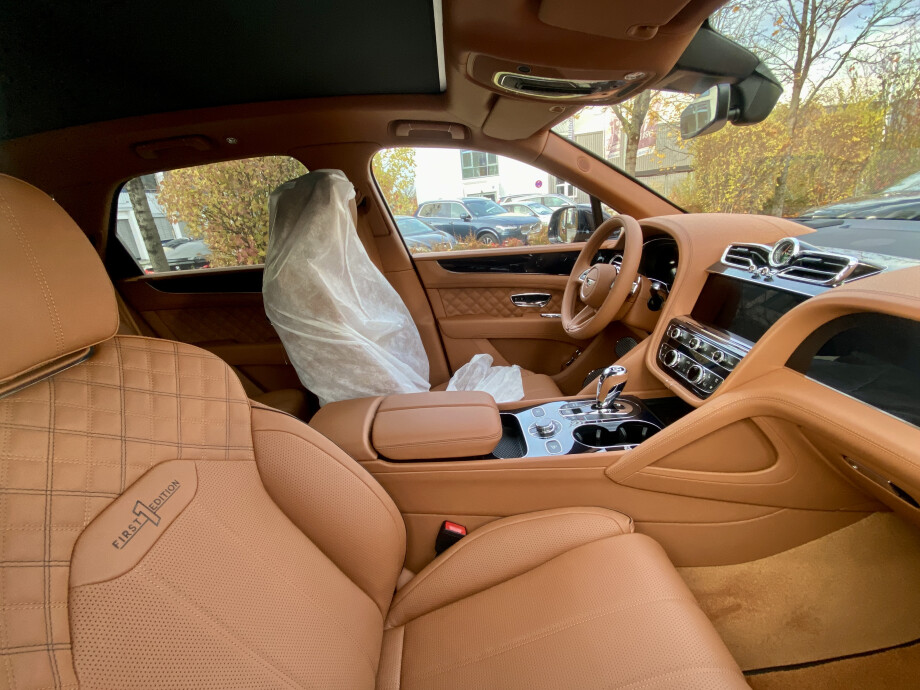 Bentley Bentayga 551PS 4.0 V8  First Edition  З Німеччини (58701)