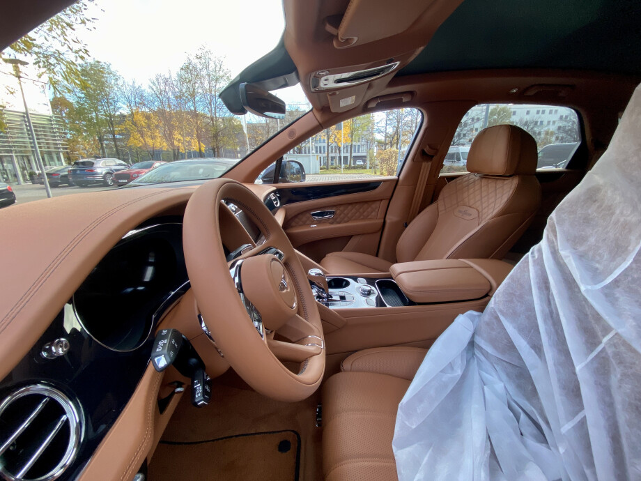 Bentley Bentayga 551PS 4.0 V8  First Edition  З Німеччини (58711)