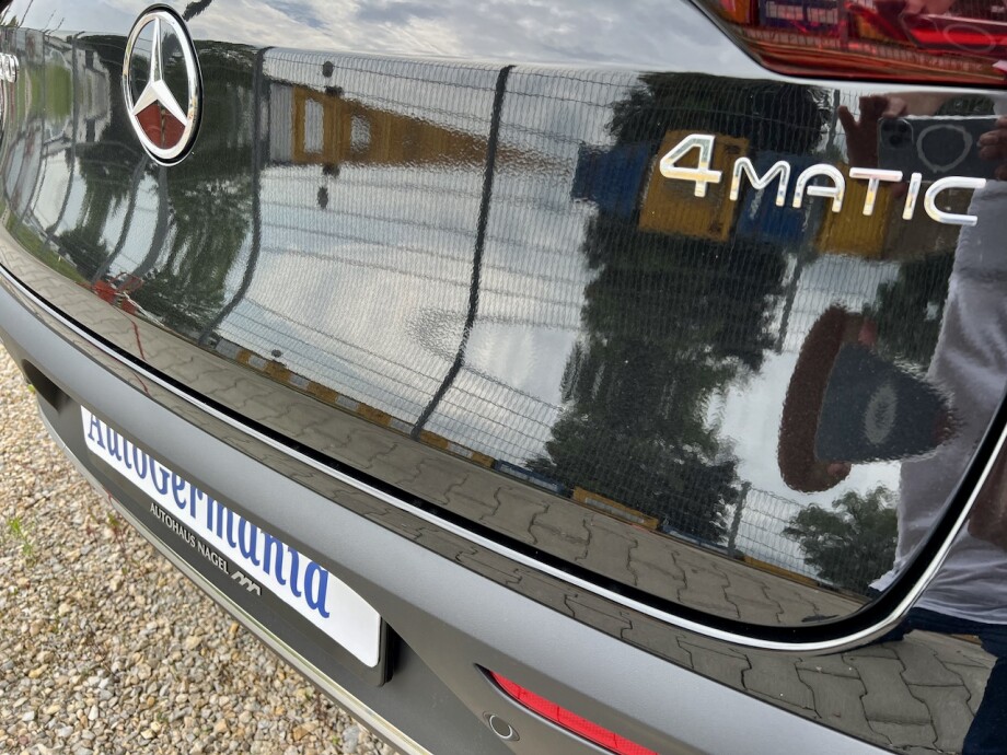 Mercedes-Benz EQC 400 4Matic AMG 408PS З Німеччини (71830)