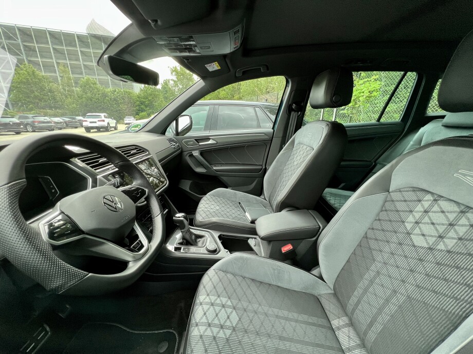 VW Tiguan 2.0TDI 200PS 4Motion R-Line IQ-licht З Німеччини (72252)