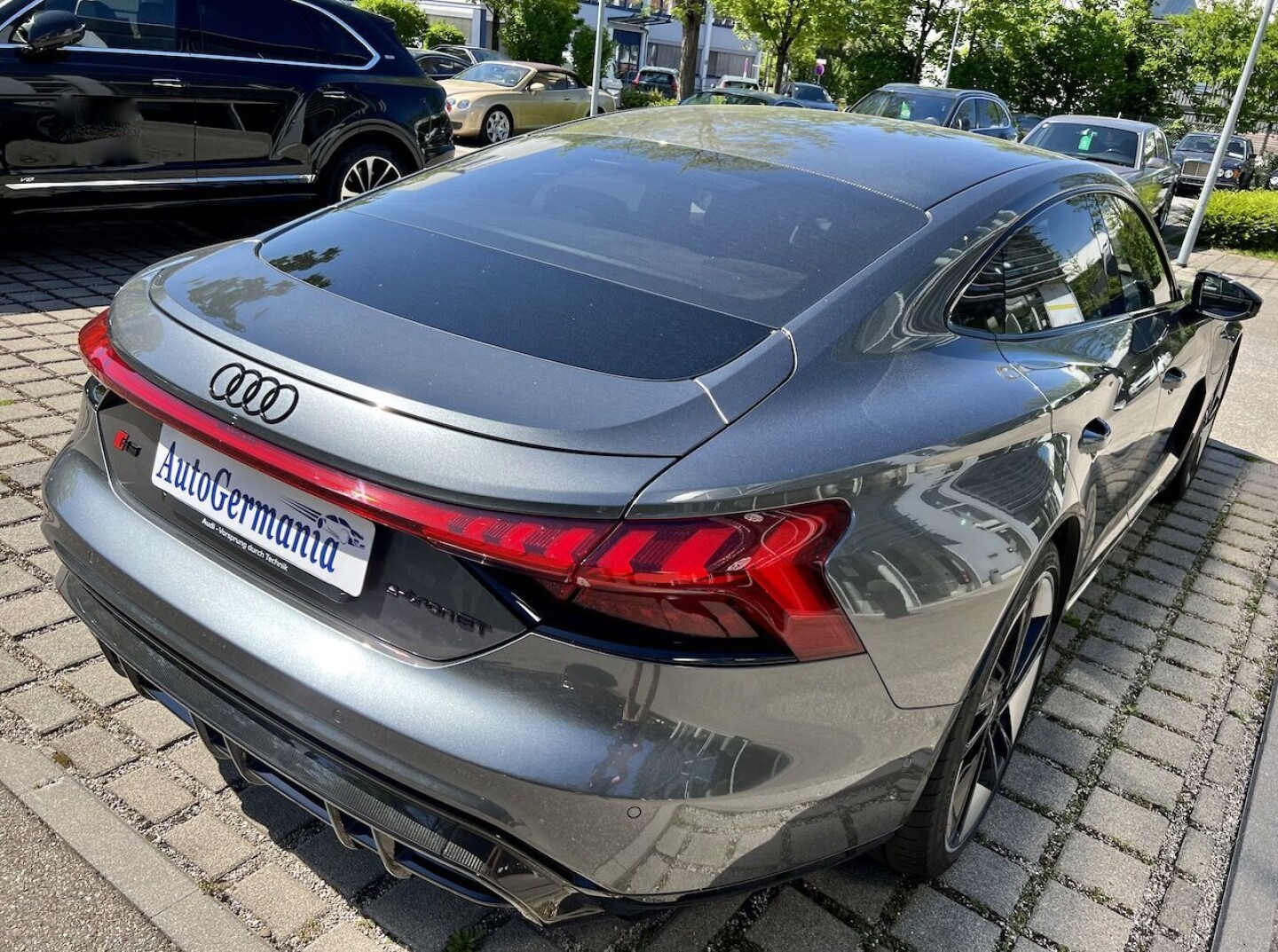 Audi e-Tron RS GT 598PS HD Matrix Black-Paket З Німеччини (74377)