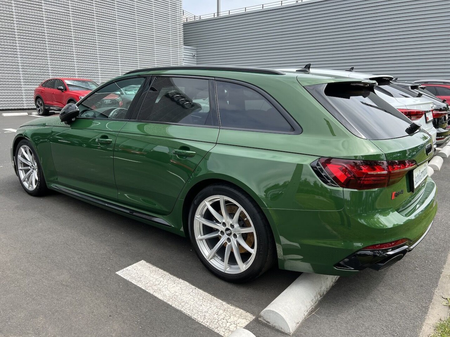 Audi RS4 Avant 450PS Matrix  З Німеччини (74823)