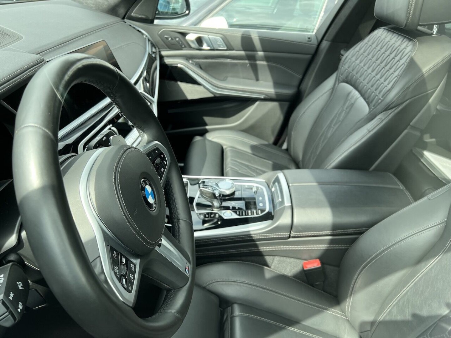 BMW X7 xDrive  M50d 400PS Individual 6-містний З Німеччини (75309)