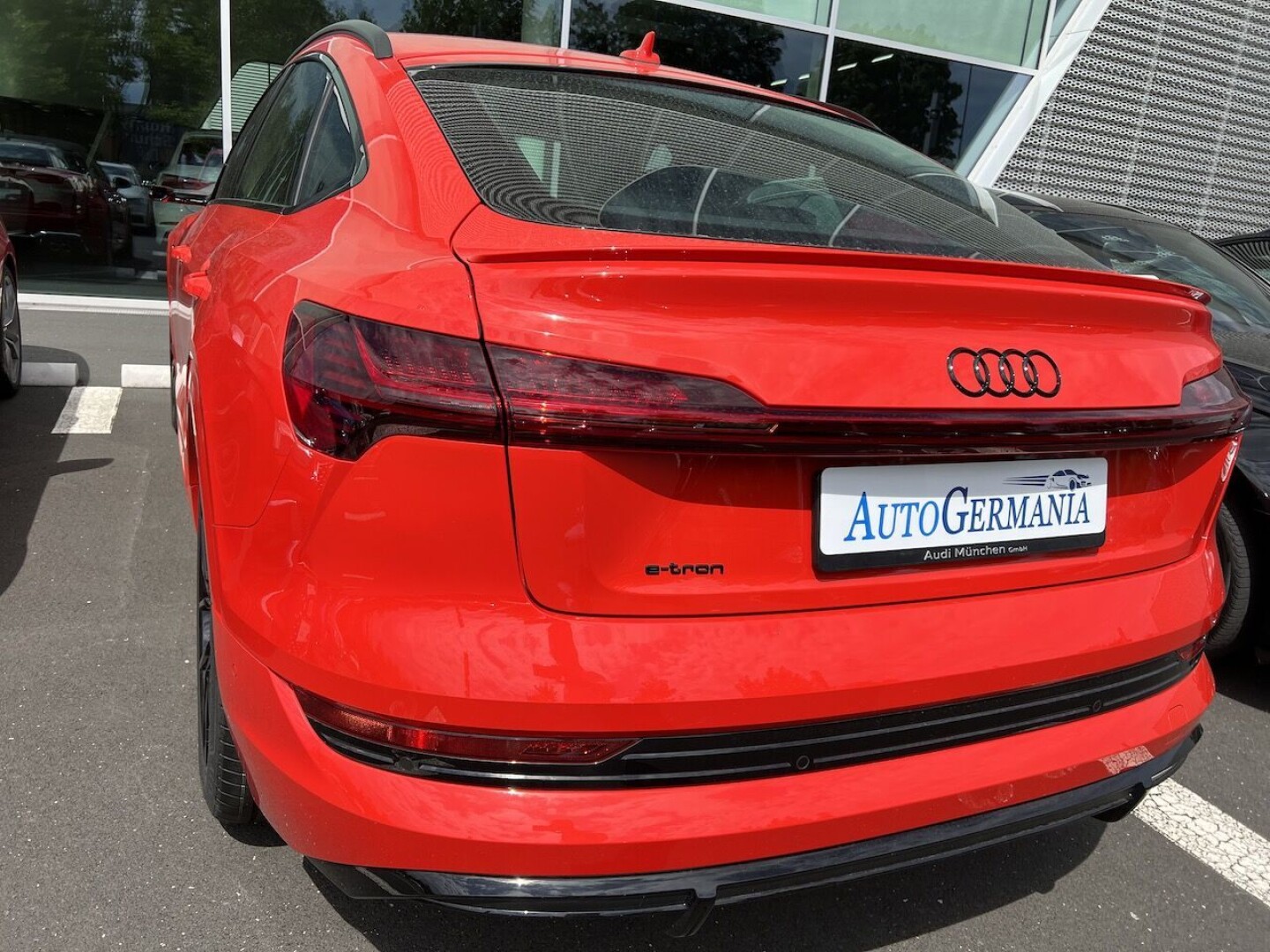 Audi e-tron 50 Quattro S-Line 313PS Black-Paket Matrix З Німеччини (77392)