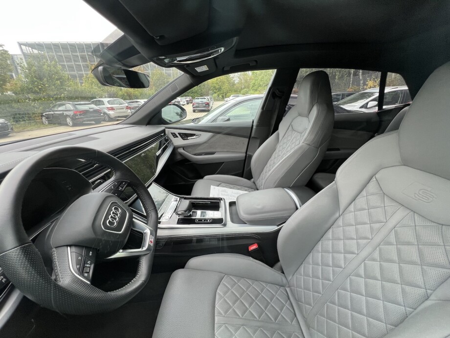Audi Q8 З Німеччини (78246)
