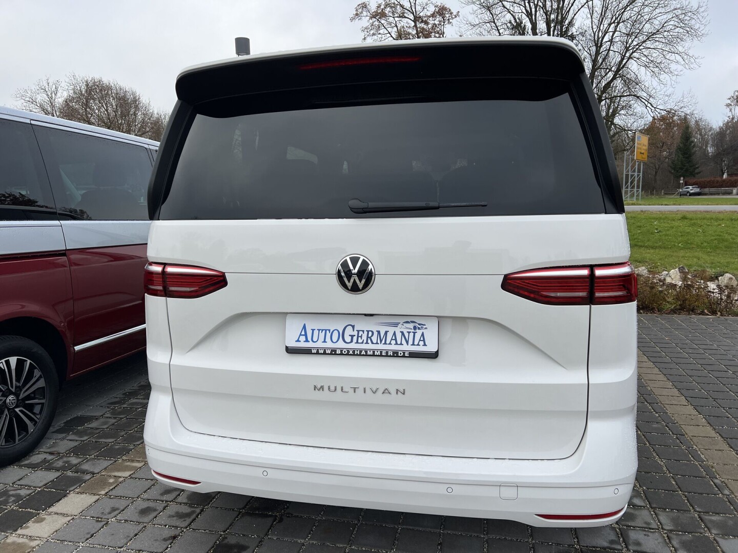 VW Multivan T7 DSG 1.5TSI 136PS LED З Німеччини (82471)