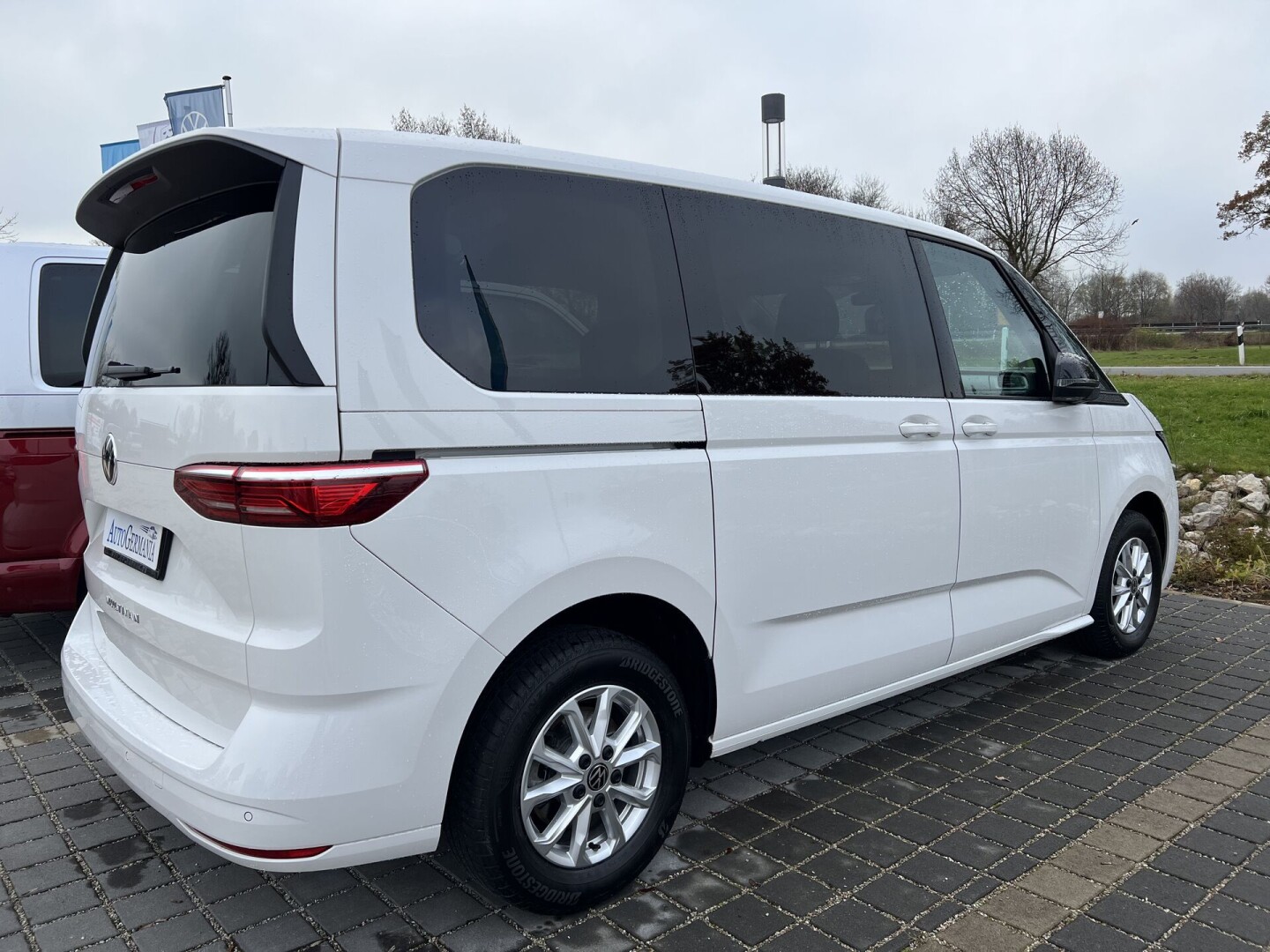 VW Multivan T7 DSG 1.5TSI 136PS LED З Німеччини (82468)