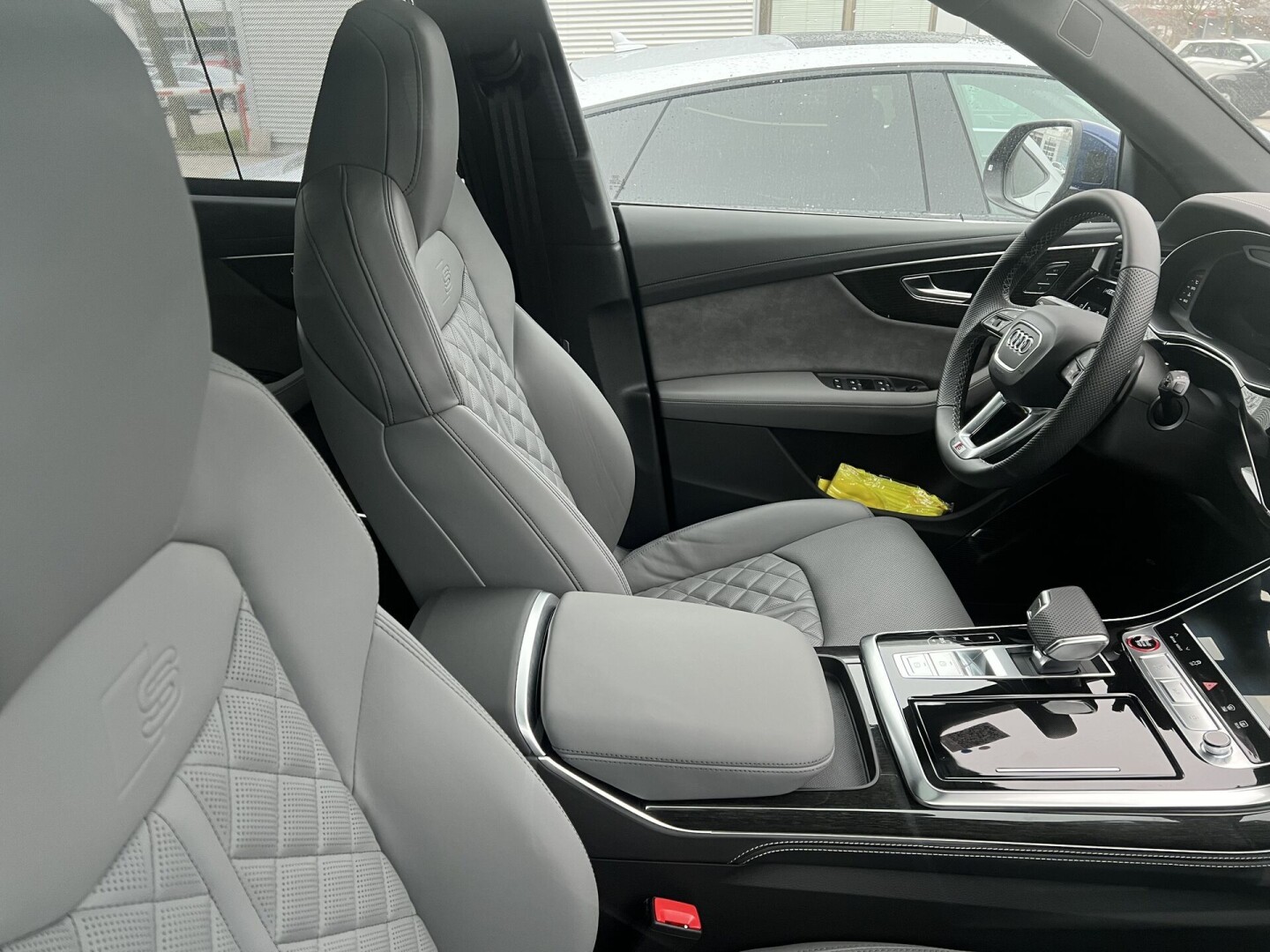 Audi SQ8 4.0TDI 435PS Individual Matrix Black-Paket З Німеччини (82513)