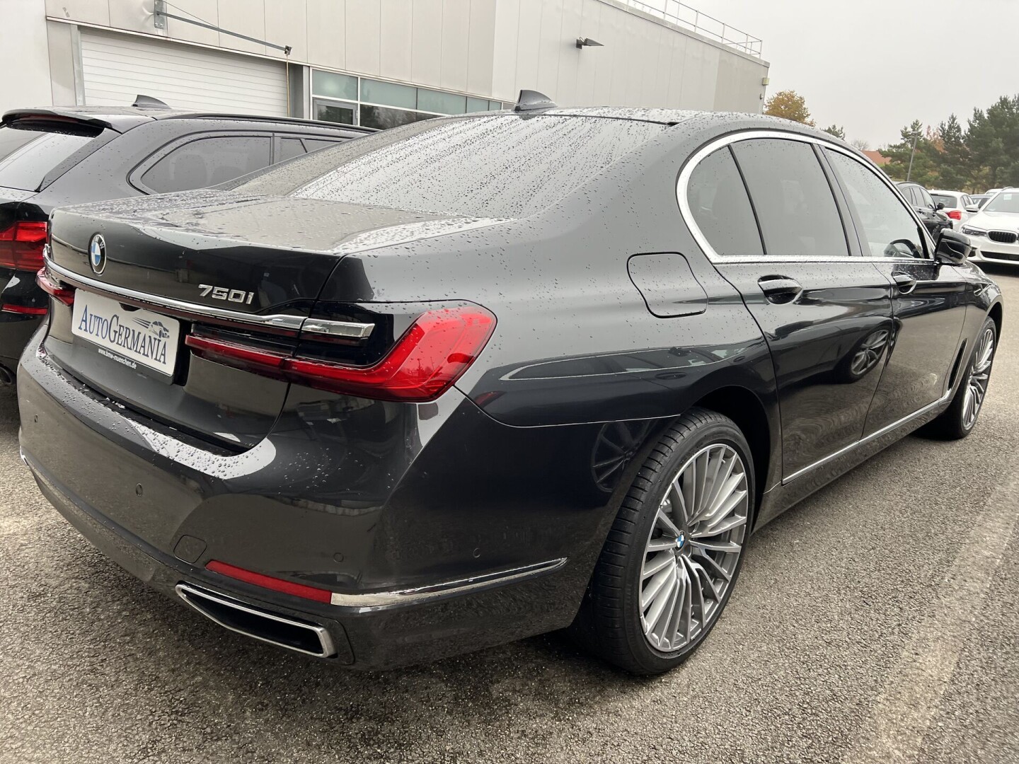 BMW 750i xDrive 530PS Laser З Німеччини (82705)