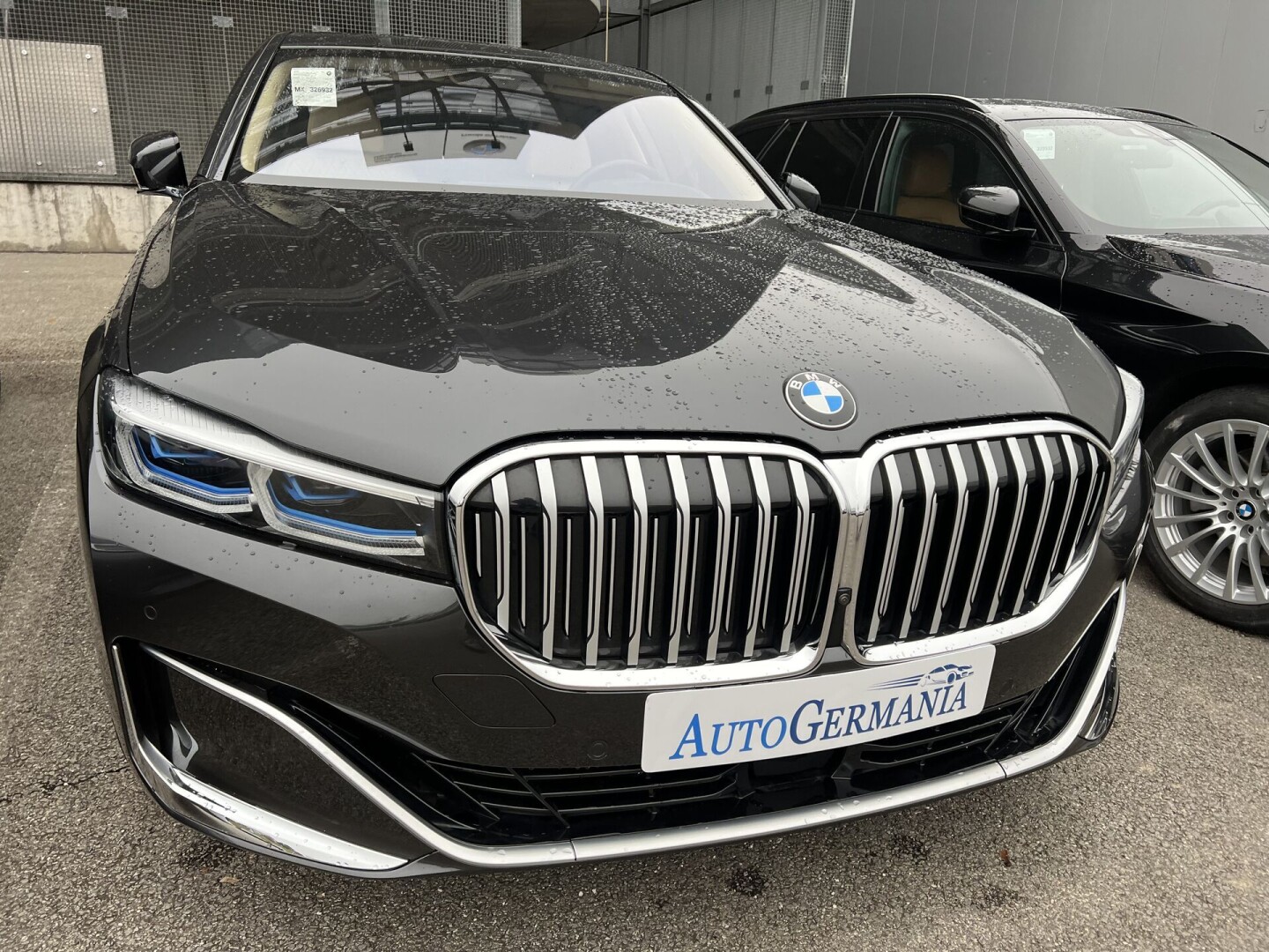 BMW 750i xDrive 530PS Laser З Німеччини (82681)