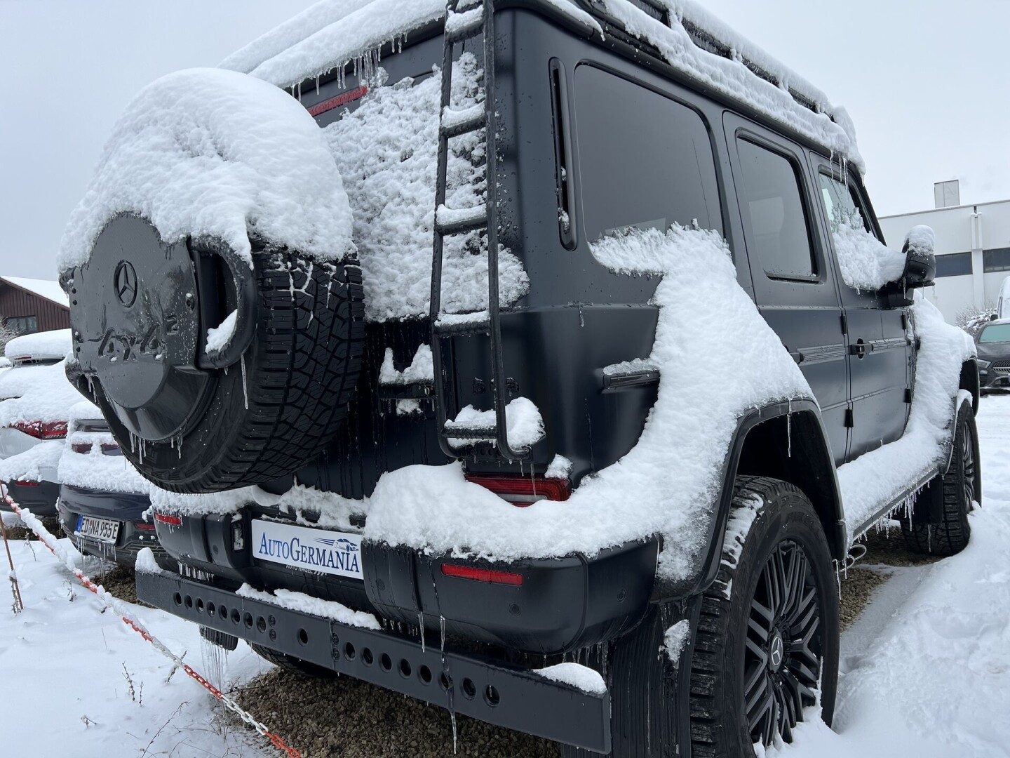 Mercedes-Benz G63 AMG 4x4 Hoch 585PS Quadreat З Німеччини (82790)