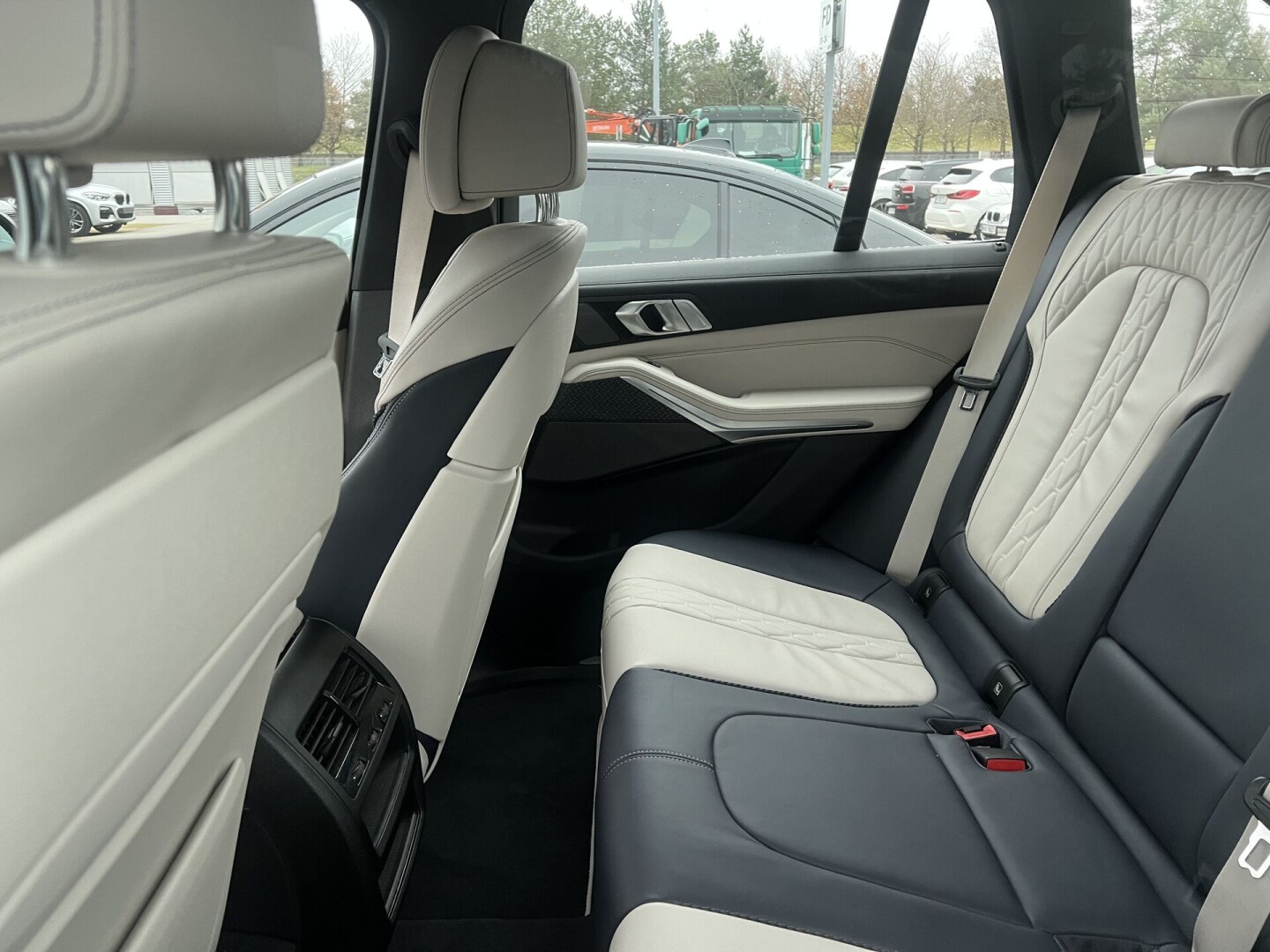 BMW X5 xDrive 40i M-Sport 333PS Laser Individual З Німеччини (83121)
