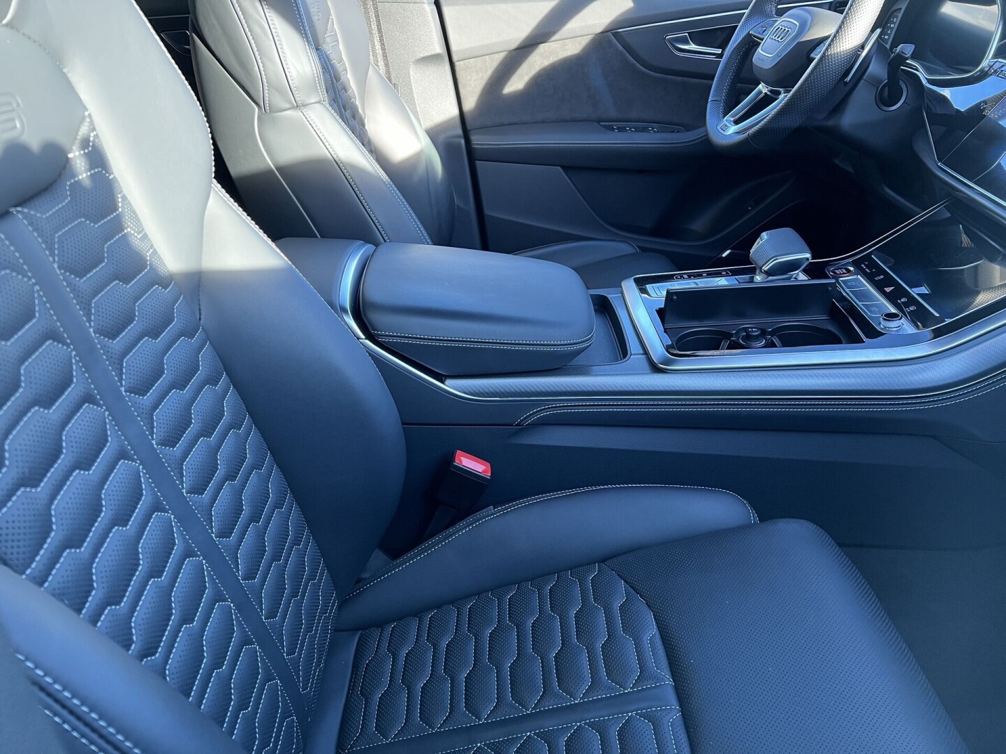 Audi RSQ8 TFSI 600PS Keramik HD-Matrix Excusive З Німеччини (83589)