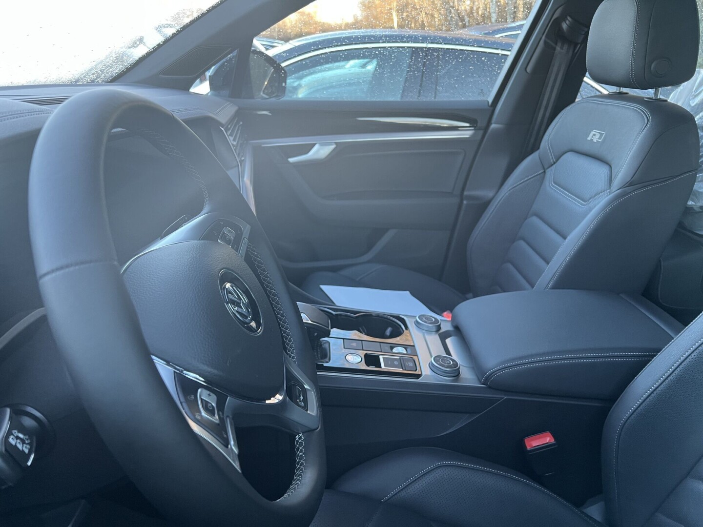 VW Touareg 3.0TDI 286PS R-Line Inno Air IQ-Matrix З Німеччини (83610)