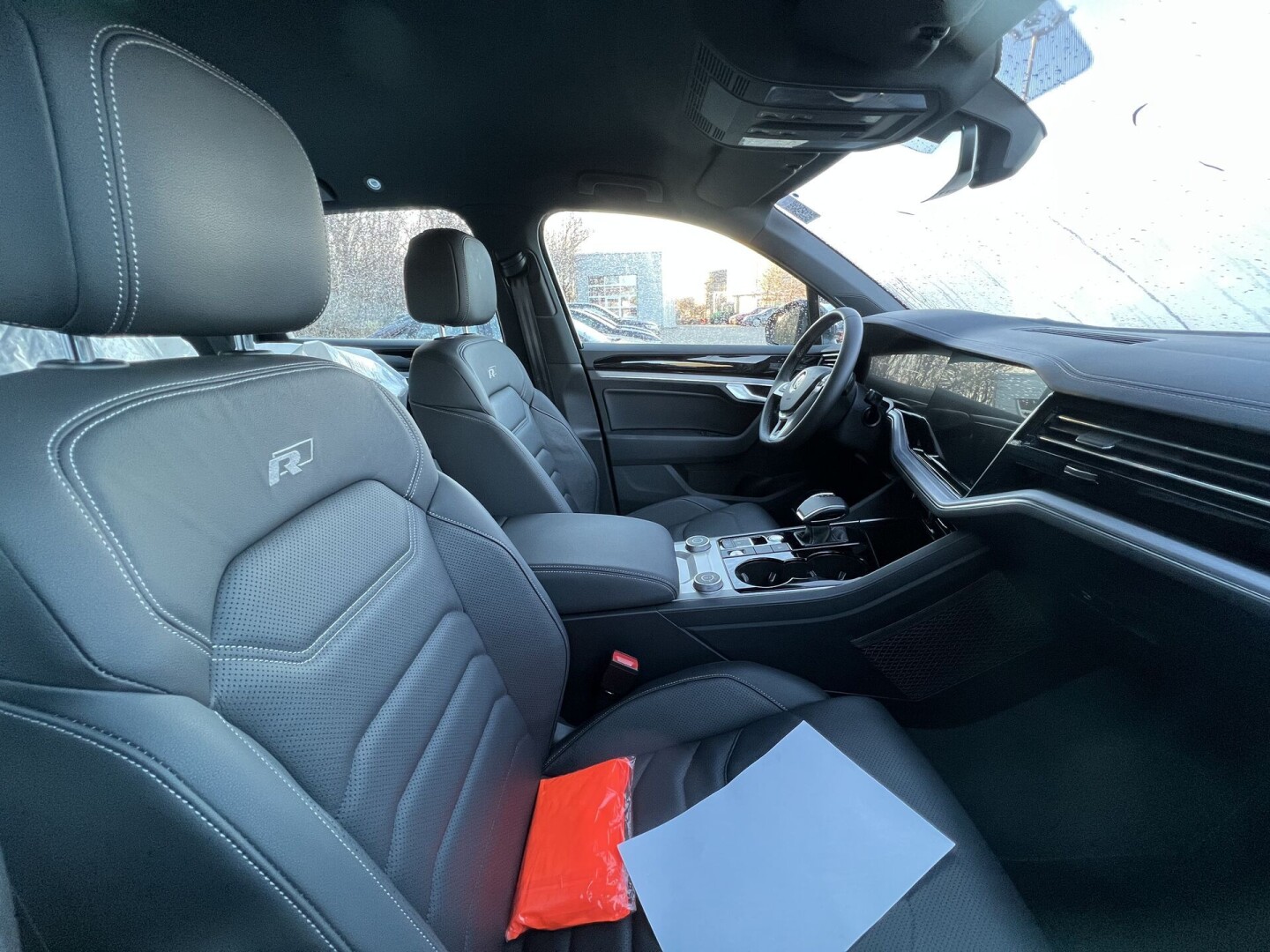 VW Touareg 3.0TDI 286PS R-Line Inno Air IQ-Matrix З Німеччини (83606)
