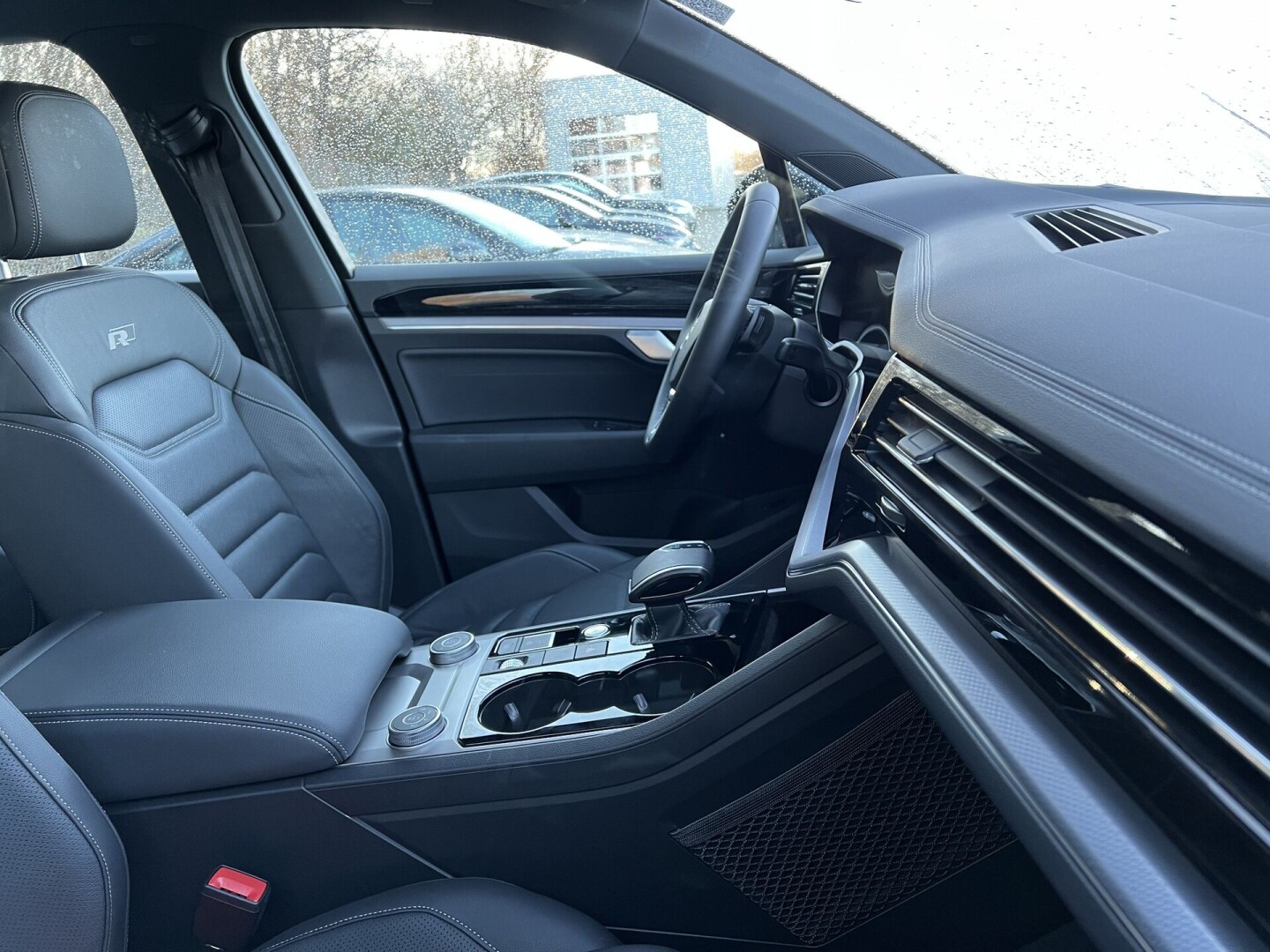 VW Touareg 3.0TDI 286PS R-Line Inno Air IQ-Matrix З Німеччини (83605)