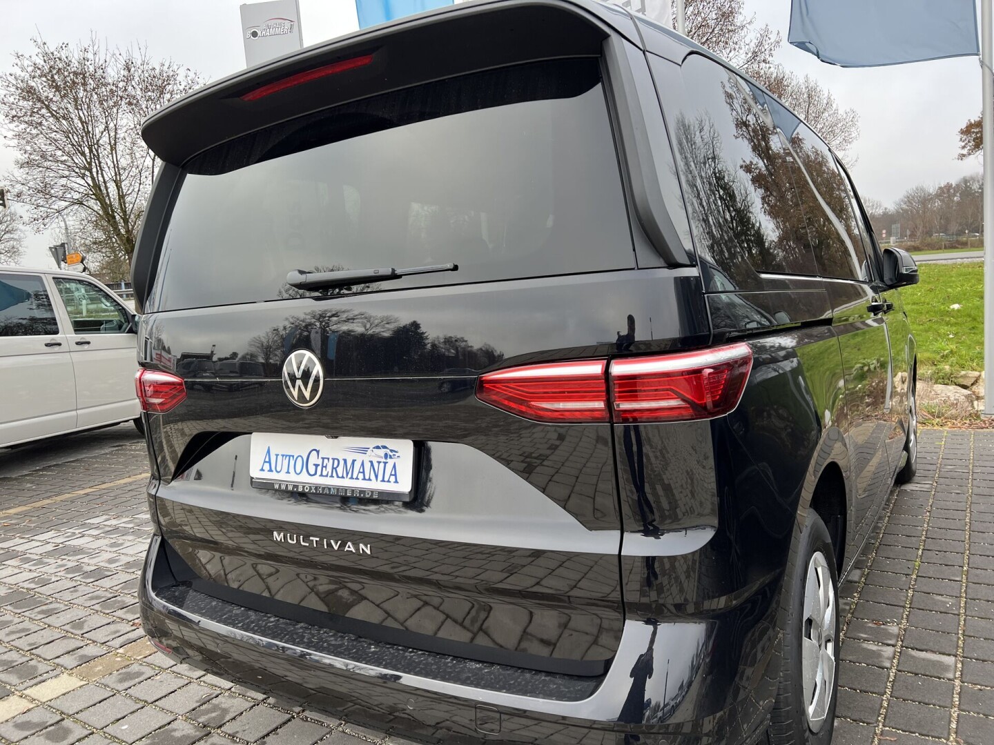 VW Multivan T7 DSG 2.0TDI 150PS LED З Німеччини (83888)