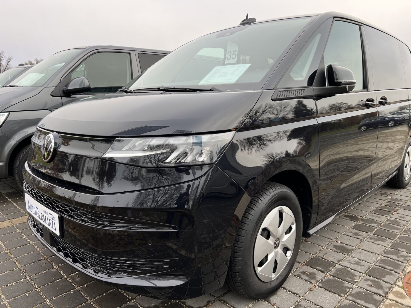 VW Multivan T7 DSG 2.0TDI 150PS LED З Німеччини (83879)