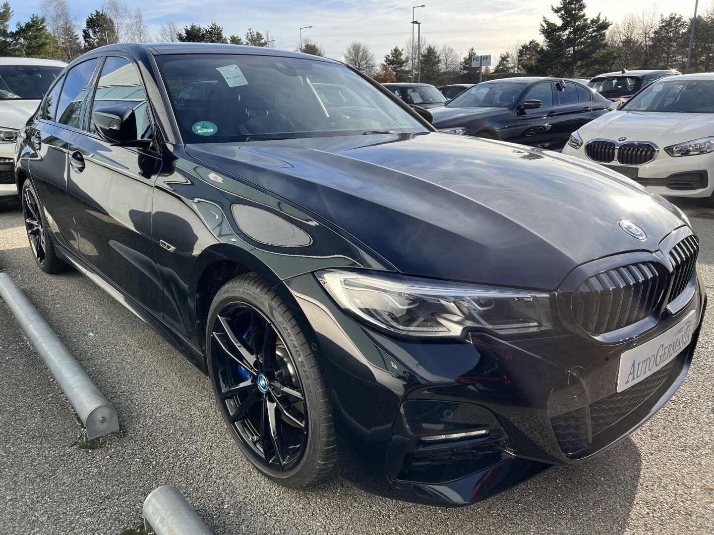 BMW 330d xDrive M-Paket Black Laser З Німеччини (84161)