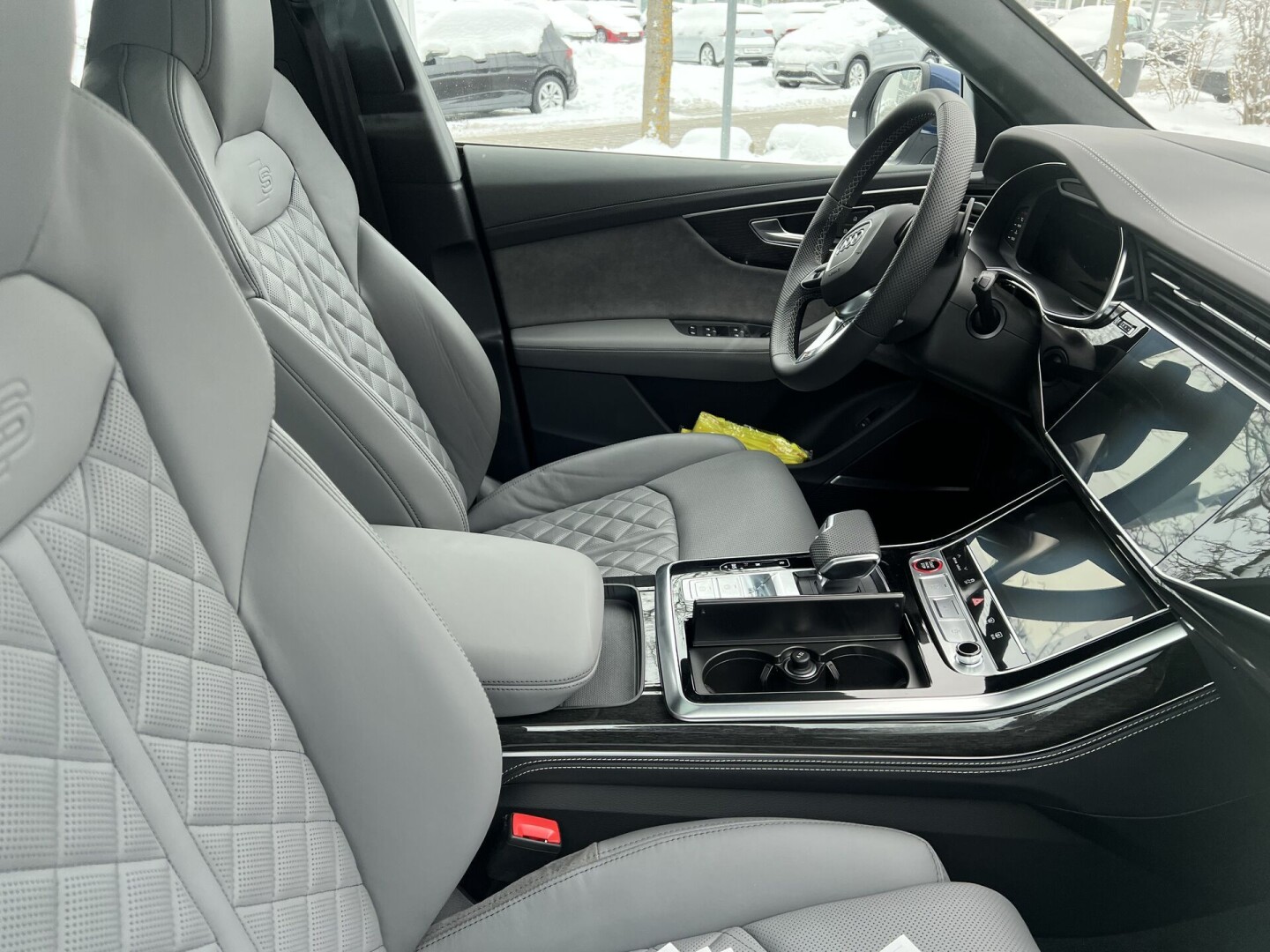 Audi SQ8 4.0TDI (435PS) Individual Bang&Olufsen Matrix З Німеччини (84189)