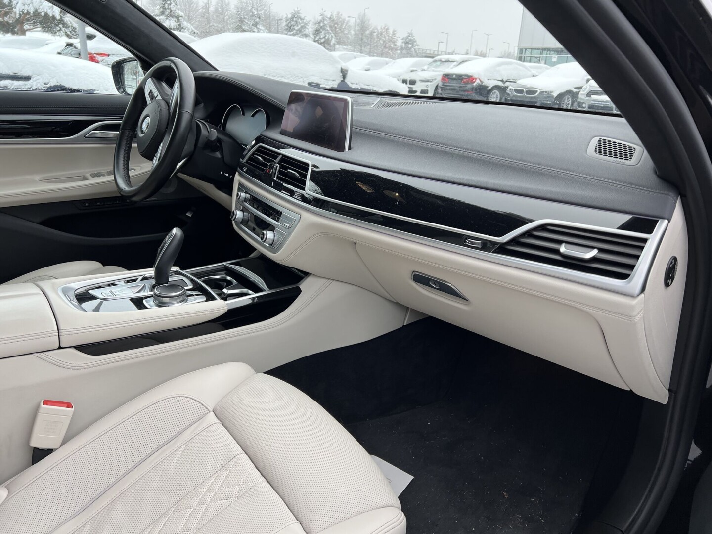 BMW 740d xDrive 320PS M-Paket Long Individual Laser З Німеччини (84438)